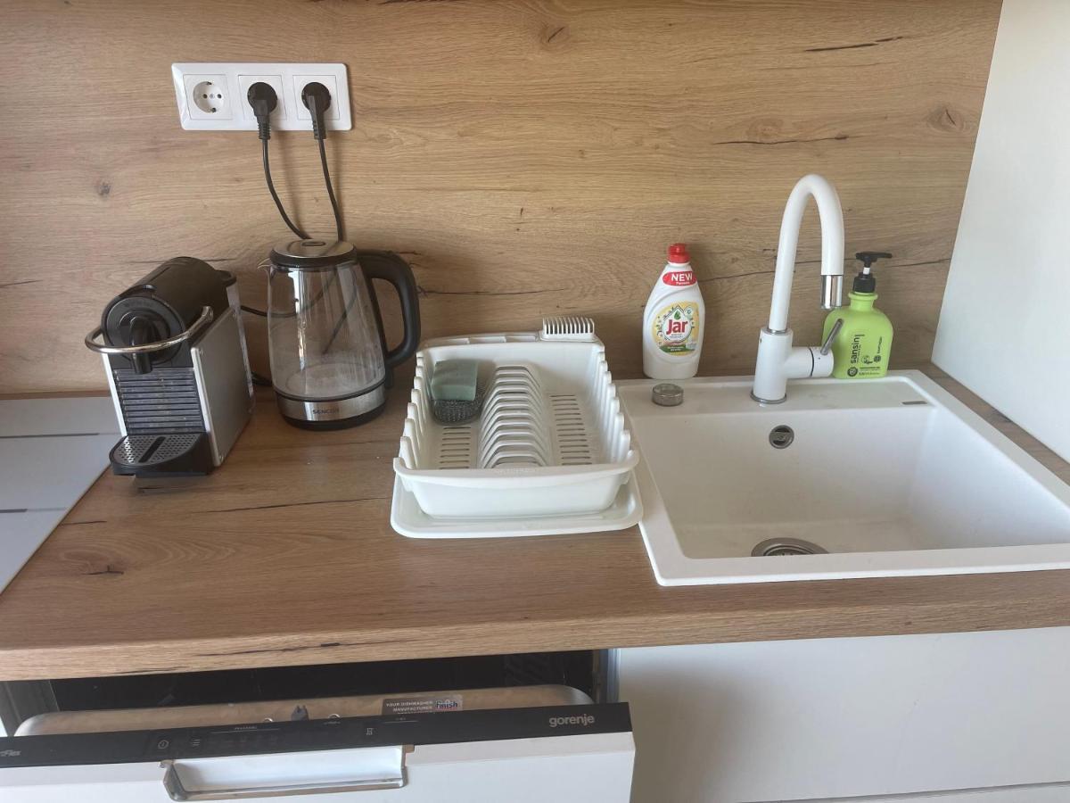 Fenyves Beach Apartman Delux بالاتونفينيفيس المظهر الخارجي الصورة