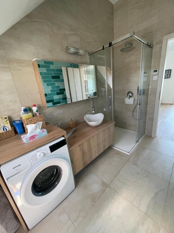 Fenyves Beach Apartman Delux بالاتونفينيفيس المظهر الخارجي الصورة