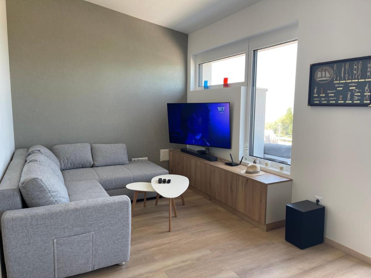 Fenyves Beach Apartman Delux بالاتونفينيفيس المظهر الخارجي الصورة