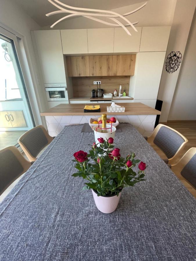 Fenyves Beach Apartman Delux بالاتونفينيفيس المظهر الخارجي الصورة